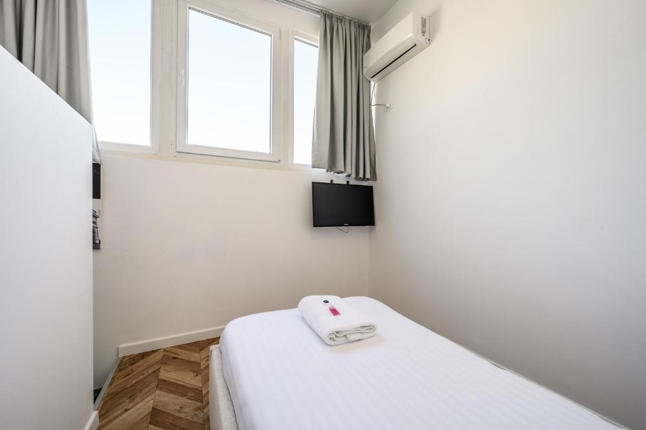 Miku Apartments-Luxury City View At Wilson Square Tiran Dış mekan fotoğraf