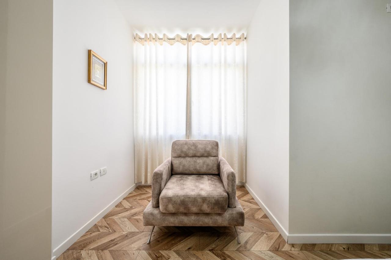 Miku Apartments-Luxury City View At Wilson Square Tiran Dış mekan fotoğraf