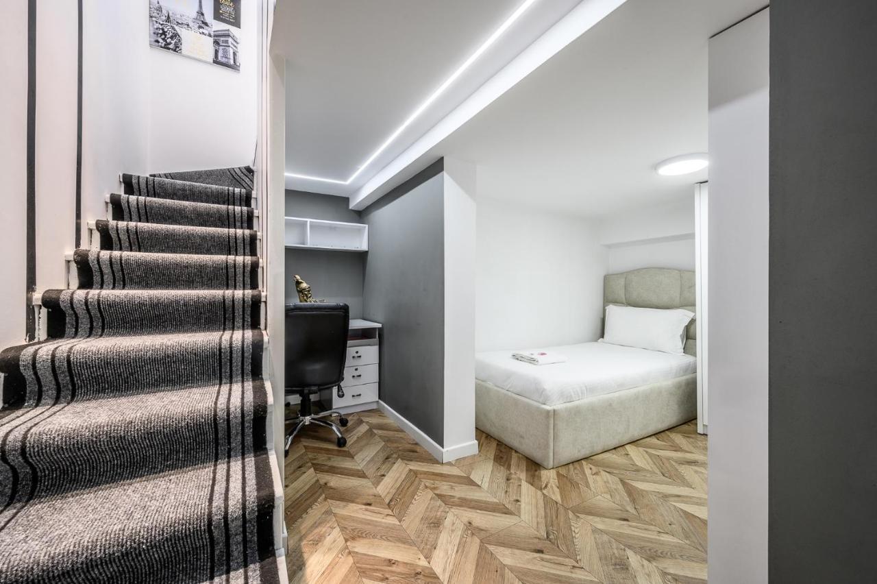 Miku Apartments-Luxury City View At Wilson Square Tiran Dış mekan fotoğraf